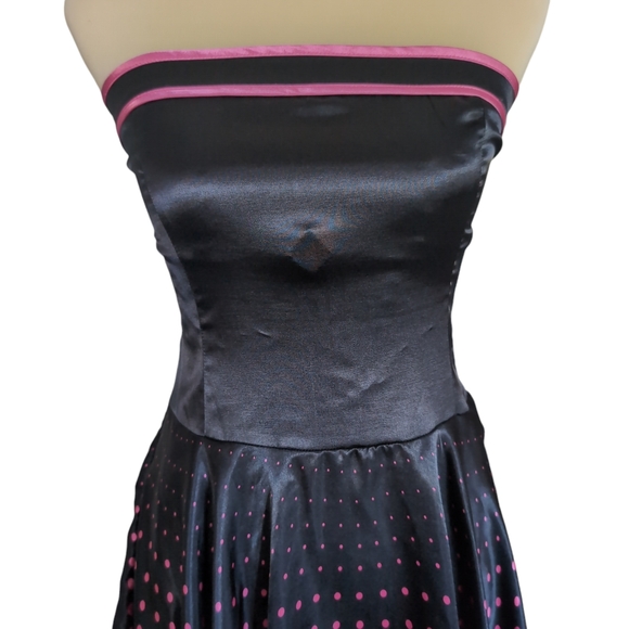 Strapless Black and Pink Satin Dress Zippered Juniors Size 9 - Picture 4 of 7